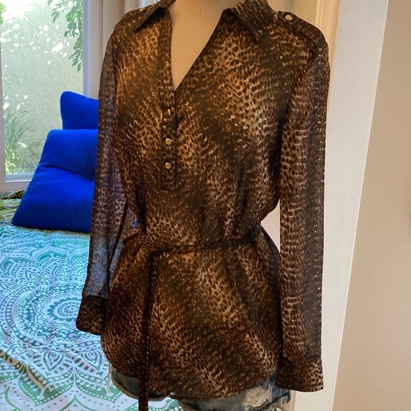 Leopard print button down tie waste low cut sexy long sleeve blouse - Picture 6 of 12